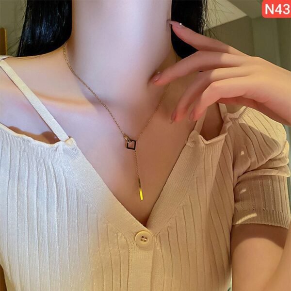 Alternative view of 22K gold polis Interlock rectangular necklace NC136