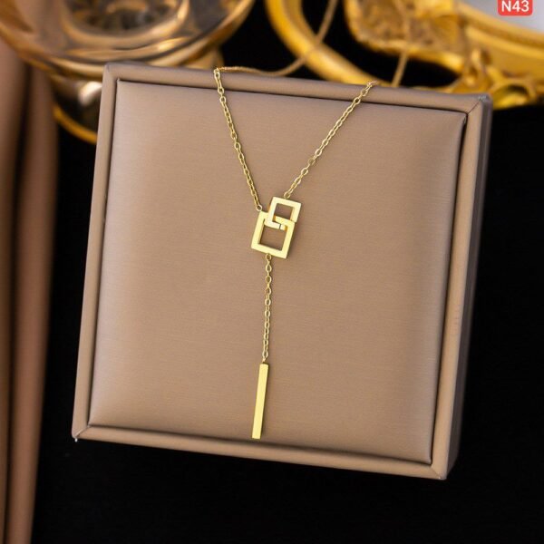 22K gold polis Interlock rectangular necklace NC136